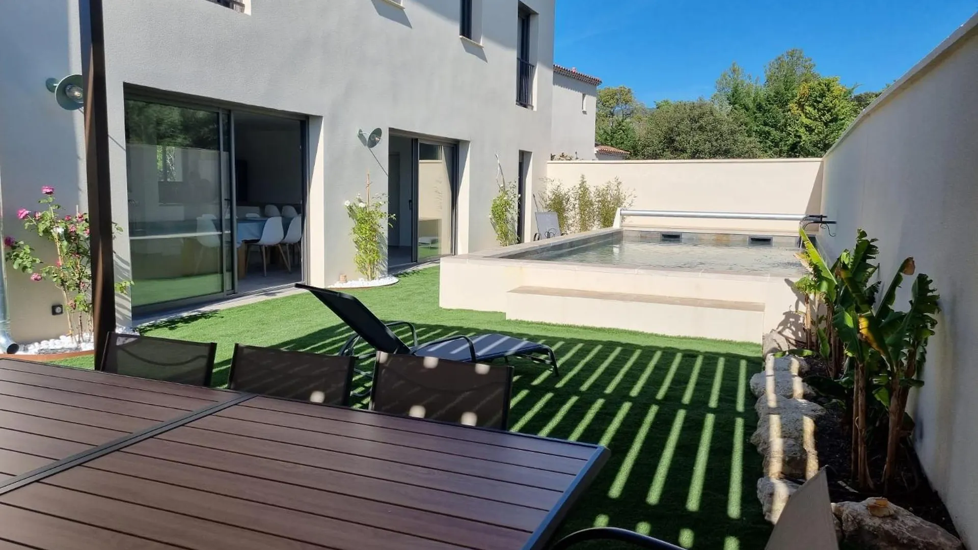 Holiday home Mas Les Cigales Avec Piscine Villa Saumane-de-Vaucluse France